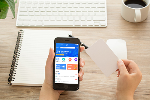 �ϴ�����С����